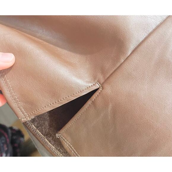 Old Navy Faux Leather Brown Mini Skirt Slit Hem NWT Casual Work Night Out XXL - Picture 8 of 9